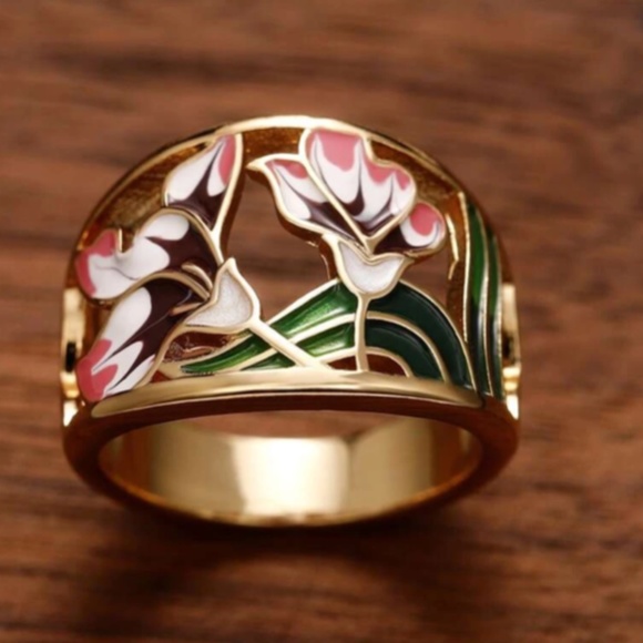Goldtone Hollow Cut Floral Enamel Cuff Ring sz 6 - Picture 4 of 5